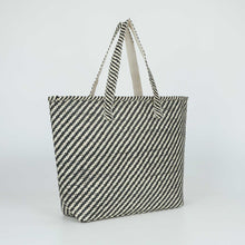 Carica l&#39;immagine nel visualizzatore di Gallery, borsa shopper a righe oblique in straw paper - mimì muà - nero
