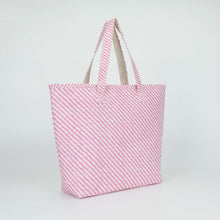 Carica l&#39;immagine nel visualizzatore di Gallery, borsa shopper a righe oblique in straw paper - mimì muà - rosa
