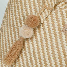 Carica l&#39;immagine nel visualizzatore di Gallery, borsa shopper a righe oblique in straw paper - mimì muà - cuoio
