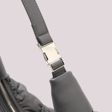 Carica l'immagine nel visualizzatore di Gallery, borsa a braccio effetto piumino - mimì muà -  grigio scuro
