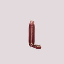 Carica l'immagine nel visualizzatore di Gallery, portafoglio grande basic con tira zip logato  - mimì muà  - bordeaux

