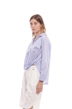 Carica l&#39;immagine nel visualizzatore di Gallery, camicia in cotone a righe mimì muà - bianco azzurro
