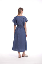 Carica l&#39;immagine nel visualizzatore di Gallery, abito lungo in chambray con cintura in vita - mimì muà - blu
