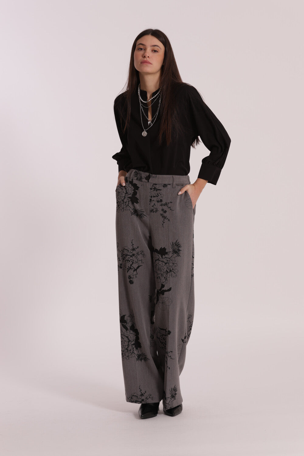 pantalone palazzo in polyviscosa stampa floreale - mimì muà - grigio