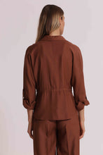 Carica l'immagine nel visualizzatore di Gallery, camicia con cinturino regolabile  - mimì muà - tabacco
