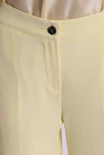 Carica l'immagine nel visualizzatore di Gallery, pantalone con elastico in vita - mimì muà - giallo chiaro
