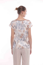 Carica l&#39;immagine nel visualizzatore di Gallery, blusa scollo a V fantasia foliage - mimì muà - azzurro
