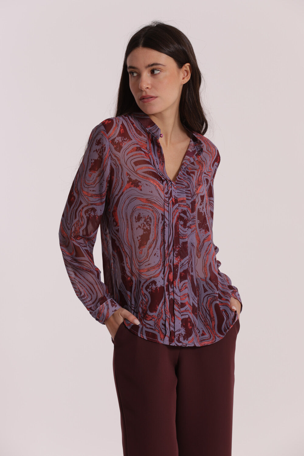 blusa con pieghe fantasia marmorea - mimì muà - malva bordeaux