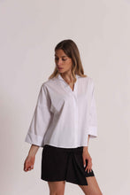 Carica l'immagine nel visualizzatore di Gallery, camicia con maniche ampie   - mimì muà -  bianco
