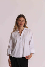 Carica l'immagine nel visualizzatore di Gallery, camicia con maniche ampie   - mimì muà -  bianco

