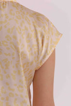 Carica l'immagine nel visualizzatore di Gallery, camicia maniche corte  - mimì muà - giallo chiaro
