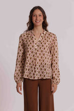 Carica l'immagine nel visualizzatore di Gallery, blusa maniche lunghe fantasia rombi - mimì muà - beige verde militare
