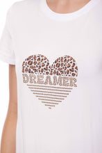 Carica l&#39;immagine nel visualizzatore di Gallery, T-shirt  &quot; DREAMER &quot; - mimì muà - bianco cammello
