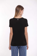 Carica l&#39;immagine nel visualizzatore di Gallery, t-shirt  &quot; BE DIFFERENT  - mimì muà - nero
