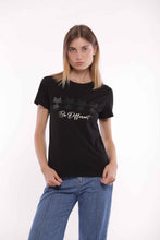 Carica l&#39;immagine nel visualizzatore di Gallery, t-shirt  &quot; BE DIFFERENT  - mimì muà - nero
