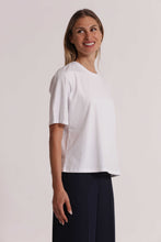 Carica l'immagine nel visualizzatore di Gallery, t-shirt con strass sulle maniche - mimì muà - bianco
