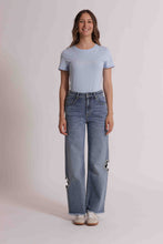 Carica l'immagine nel visualizzatore di Gallery, jeans marine con cut out gioiello  - mimì muà - blu medio
