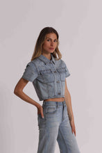 Carica l'immagine nel visualizzatore di Gallery, giacca cropped in jeans con pioggia di strass  - mimì  muà -  blu

