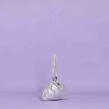 Carica l&#39;immagine nel visualizzatore di Gallery, borsa a mano morbida in rete - mimì muà - argento
